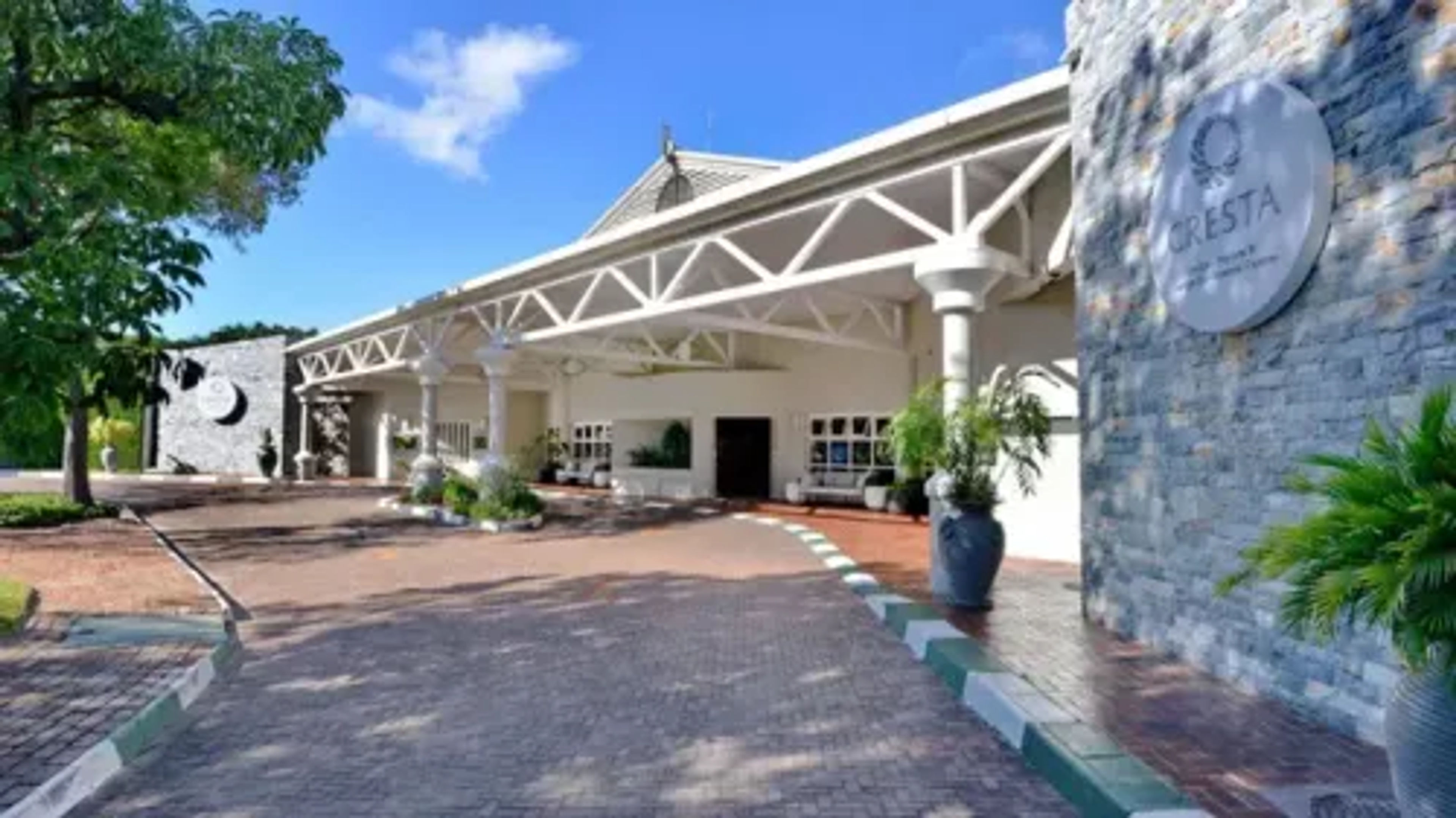 large_focal_Cresta_Lodge_Harare_Garden_2023_5.webp