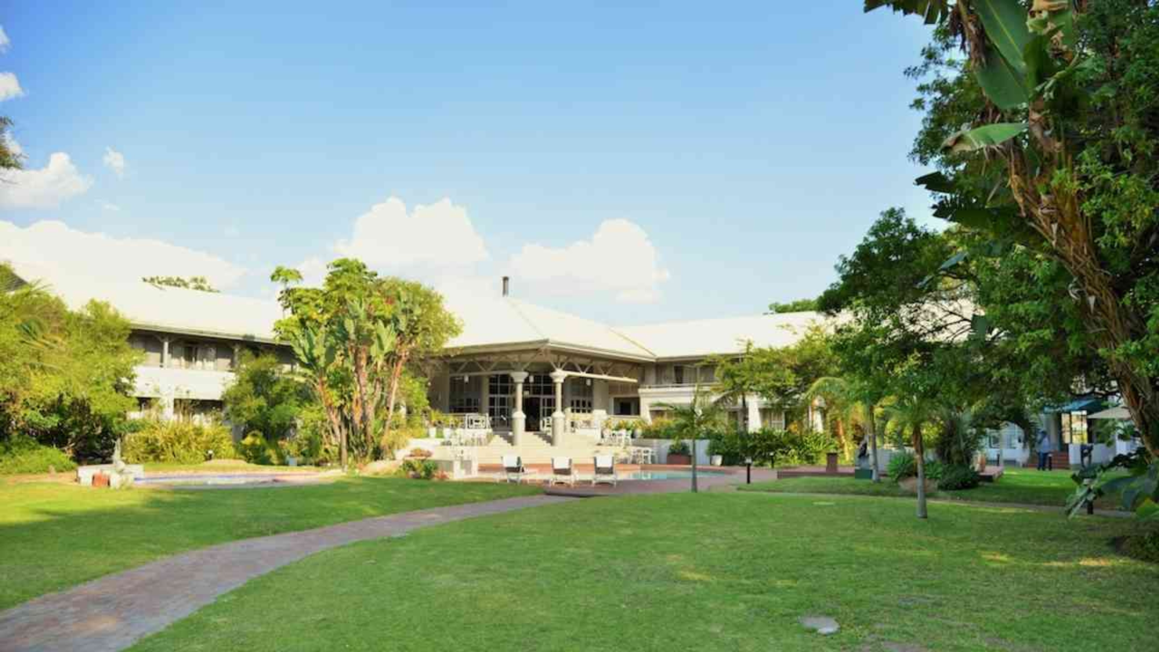 cresta-image-item-Cresta Lodge Harare Garden 2023 4